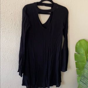Bell sleeve loose flows black dress